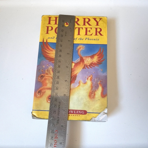 Harry Potter and the Order of the Phoenix Paper Back Book - Damaged - Picture 8 of 8